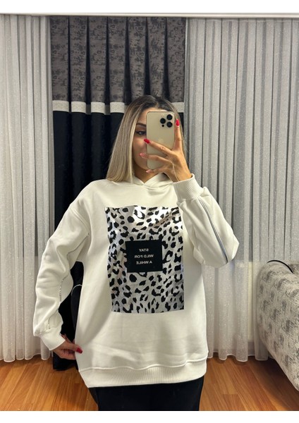 Leopar Detay Kapüşonlü Sweatshirt Beyaz