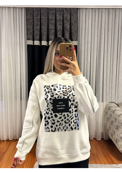 Leopar Detay Kapüşonlü Sweatshirt Beyaz