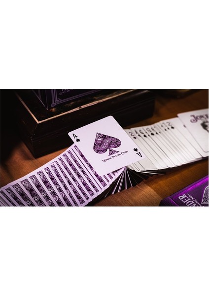 Royal Wonder Premium Oyun Kağıdı Limited Edition Koleksiyonluk Iskambil Kartları fiyatları