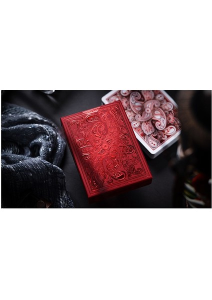 Scarlet Wonder Premium Oyun Kağıdı Limited Edition Koleksiyonluk Iskambil Kartları fiyatları