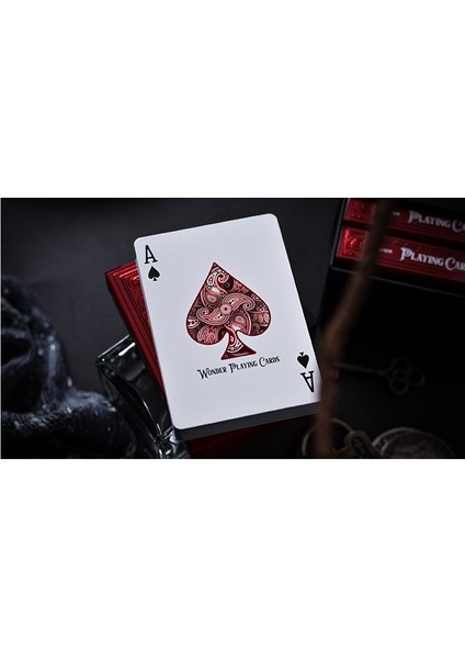 Scarlet Wonder Premium Oyun Kağıdı Limited Edition Koleksiyonluk Iskambil Kartları modelleri