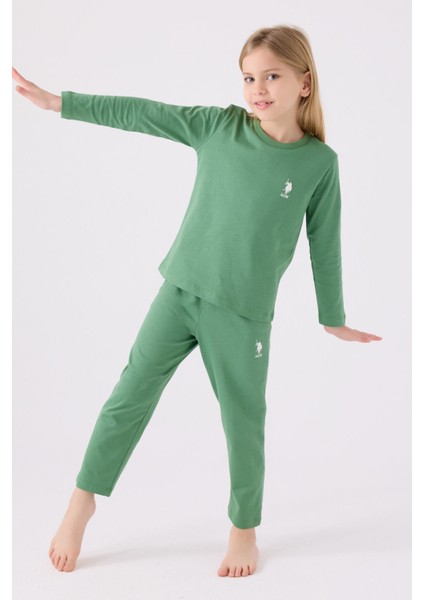 Kız Çocuk Çam Pijama Takımı modelleri