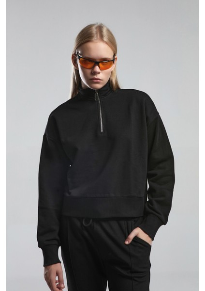 Kadın Siyah Sweatshirt modelleri