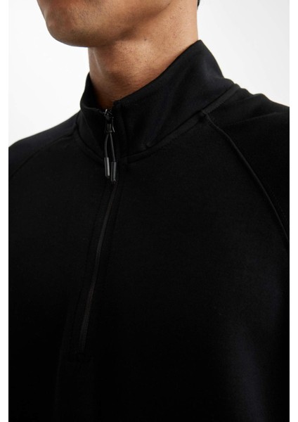 Fit Standart Fit Dik Yaka Yarım Fermuarlı Sporcu Sweatshirt D2363AX24AU