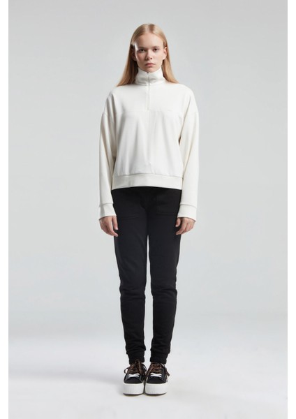 Kadın Beyaz Sweatshirt