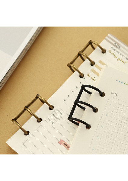 Sarı Stil Metal Defter Bağlayıcı Gevşek Yaprak 3 Halkalı Takvim Daire Bağlayıcı Scrapbooking Albüm Menteşe Halkalar Okul Bağlama Kağıt Kelepçesi Dıy (Yurt Dışından) modelleri