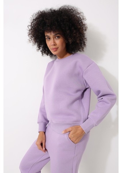 Lila Sırtı Medusa Nakış Işlemeli Bisiklet Yaka Oversize Kadın Sweatshirt - 2446