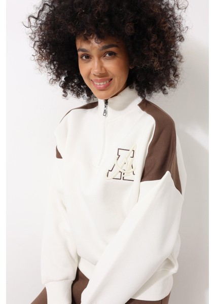 Kahverengi Kadın Yarım Balıkçı Yaka Fermuarlı Blok Parçalı Nakış Detaylı Oversize Sweatshirt - 2451 fiyatları