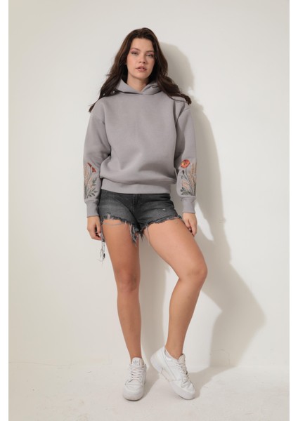 Gri Kolları Başak Nakışlı Kapüşonlu Sweatshirt - 2428