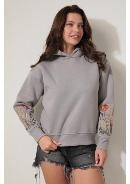 Gri Kolları Başak Nakışlı Kapüşonlu Sweatshirt - 2428