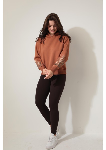Kiremit Rengi Kolları Başak Nakışlı Kapüşonlu Sweatshirt - 2428