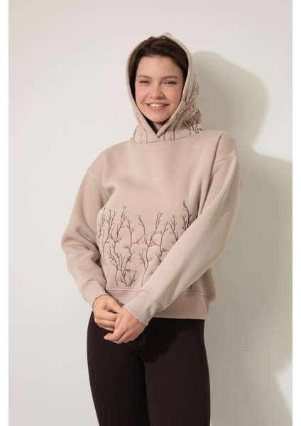 Bej Önü ve Kapüşonu Dal Nakışlı Kapüşonlu Sweatshirt - 2429