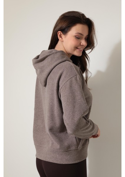 Kahve Önü Kanaviçe Nakışlı Kanguru Cepli Kapüşonlu Selanik Sweatshirt - 2431