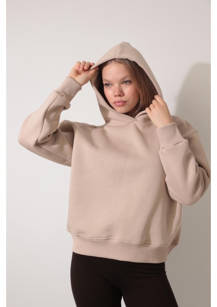 Bej Sırtı Etnik Nakış Işlemeli Bisiklet Yaka Sweatshirt - 2435
