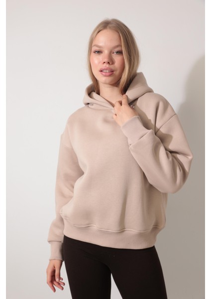 Bej Sırtı Etnik Nakış Işlemeli Bisiklet Yaka Sweatshirt - 2435