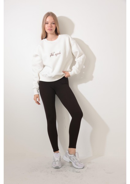 Ekru Sırtı Leylek Nakış Işlemeli Bisiklet Yaka Sweatshirt - 2436