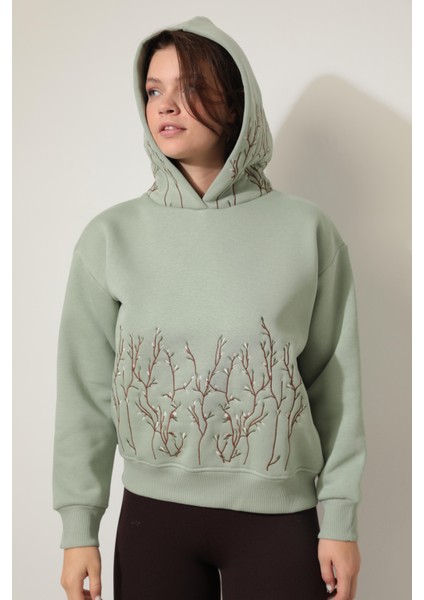 Yeşil Önü ve Kapüşonu Dal Nakışlı Kapüşonlu Sweatshirt - 2429 fırsatları