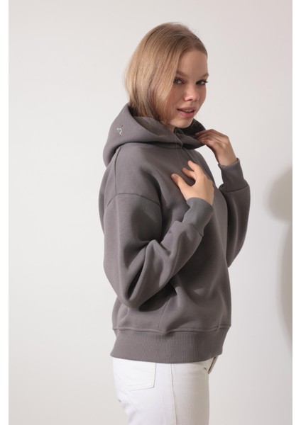 Antrasit Sırtı ve Kapüşonu Ankakuşu Nakış Işlemeli Kapüşonlu Sweatshirt - 2437