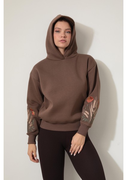 Kahverengi Kolları Başak Nakışlı Kapüşonlu Sweatshirt - 2428