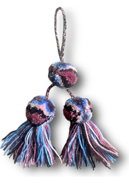 Ponilu Üçgen Anahtarlık ve Çanta Süsü - 5205