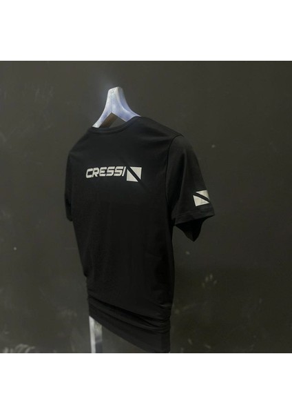 Cressi Sponsor Markalı Siyah T-Shirt Modeli