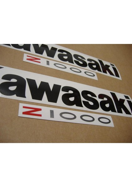 Z1000 Sticker Etiket Modeli