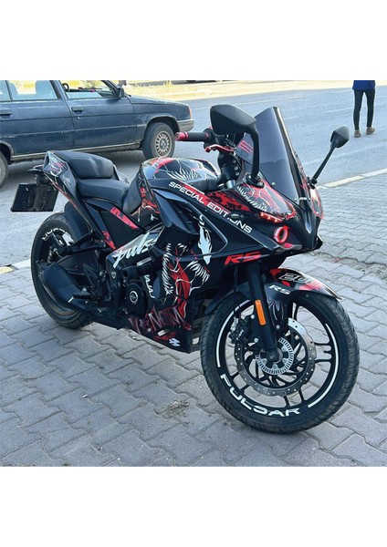 Bajaj RS200 Venom V2 Sticker Etiket Parçalı Kaplama Modeli fırsatları