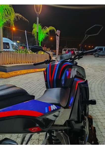 Cfmoto 250NK "m Performance" Motosıklet Parçalı Kaplama Stıcker Etıket Modelı modelleri