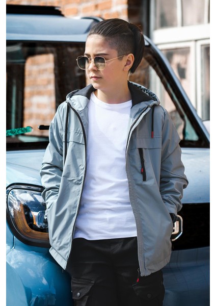 Erkek Çocuk Kapüşonlu Içi Astarlı Cepli Mevsimlik Mont modelleri