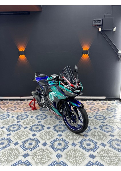 R25 Petronas Sticker Etiket Modeli indirimleri