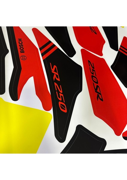 Cfmoto 250SR Sarı Kırmızı Dragon Model Parçalı Motosıklet Kaplama Stıcker Etıket Modelı modelleri