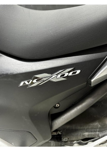 Honda NC700 Tank Pad Takım Damla Sticker Etiket Modeli