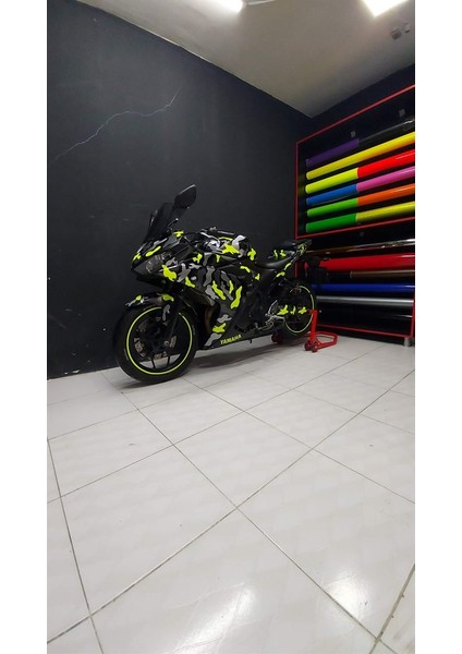 Kamuflaj Desen Sticker Etiket Gri Neon Sarı Renk