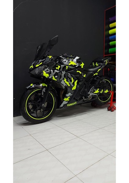 Kamuflaj Desen Sticker Etiket Gri Neon Sarı Renk modelleri