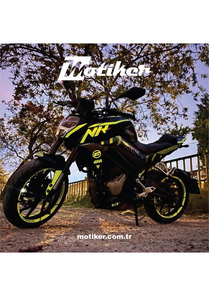 Cf Moto Monster ve Neon Sticker Takım Modeli fiyatları