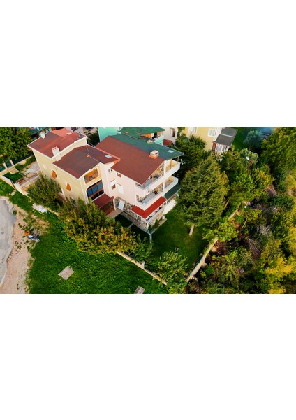 %1 Ön Ödeme ile Saklı Cennet Iğneada'da Satılık Triplex Villa