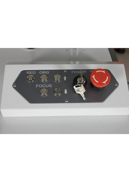 30W Oto Fokus Masalı Bilgisayarlı Fiber Lazer Markalama Makinesi indirimleri