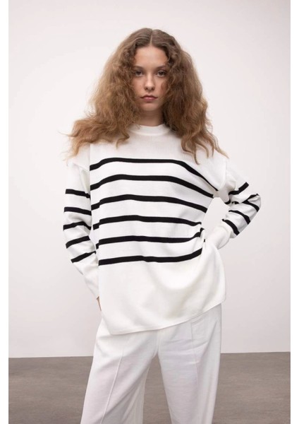 S7517 Relax Fit Çizgili Triko Tunik Kazak