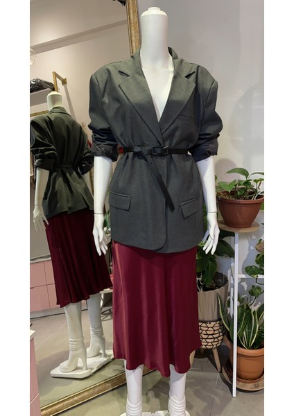 Butik Kadın, Beli Lastikli, Yüksek Bel, Verev Kesim Midi Saten Etek fiyatları