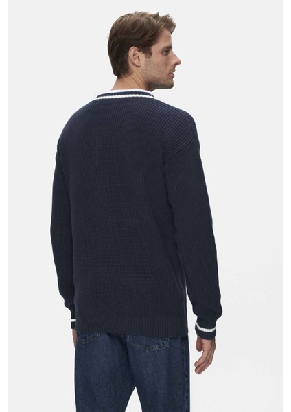 Heyoka Lacivert Bisiklet Yaka Nakışlı Loose Fit Erkek Triko modelleri