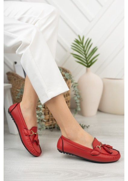 Kadın Babet Ayakkabı Klasik Tasarım ve Rahat Kullanım için Kırmızı Renk fiyatları
