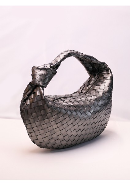 Beatriz El Örgülü Gümüş Deri Omuz Çantası fırsatları