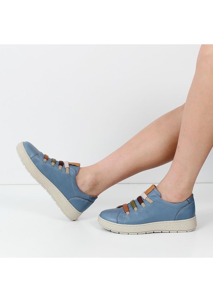Kadın Mavi Bağcıklı Kalın Tabanlı Deri Ayakkabı fiyatları