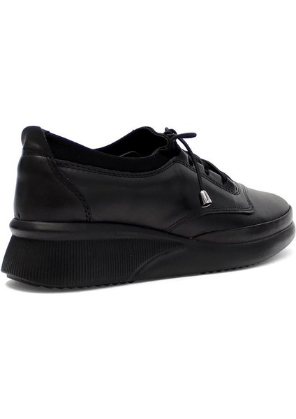 Kadın Siyah Bağcıklı Dolgu Topuklu Deri Ayakkabı indirimleri