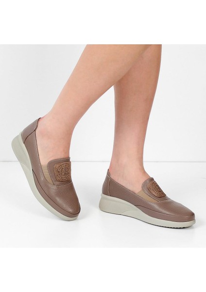 Kadın Vizon Dolgu Topuklu Deri Ayakkabı fiyatları