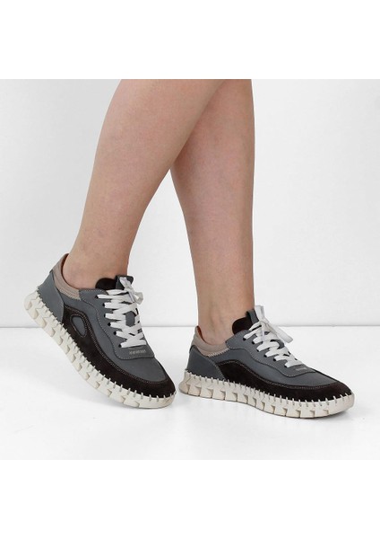 Kadın Gri Bağcıklı Dikiş Detaylı Süet Deri Sneaker fiyatları