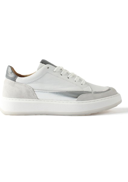 Kadın Beyaz Bağcıklı Kalın Tabanlı Deri Sneaker