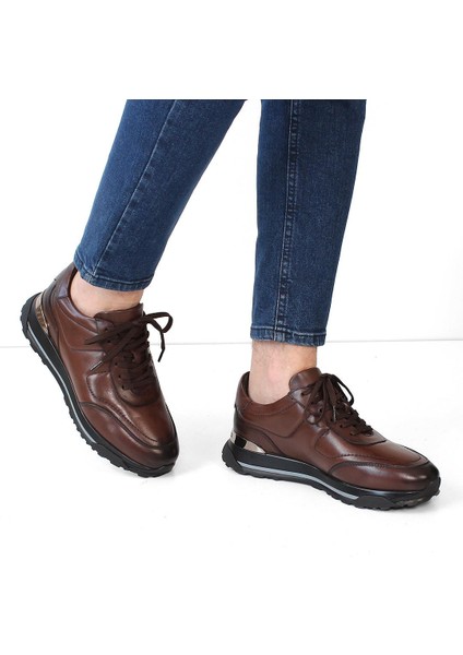 Erkek Kahverengi Bağcıklı Kalın Tabanlı Deri Sneaker