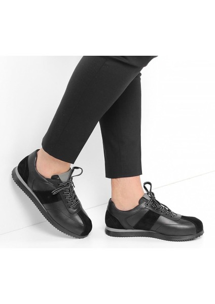 Erkek Siyah Bağcıklı Süet Deri Sneaker