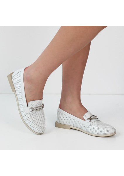 Kadın Beyaz Tokalı Deri Loafer fiyatları